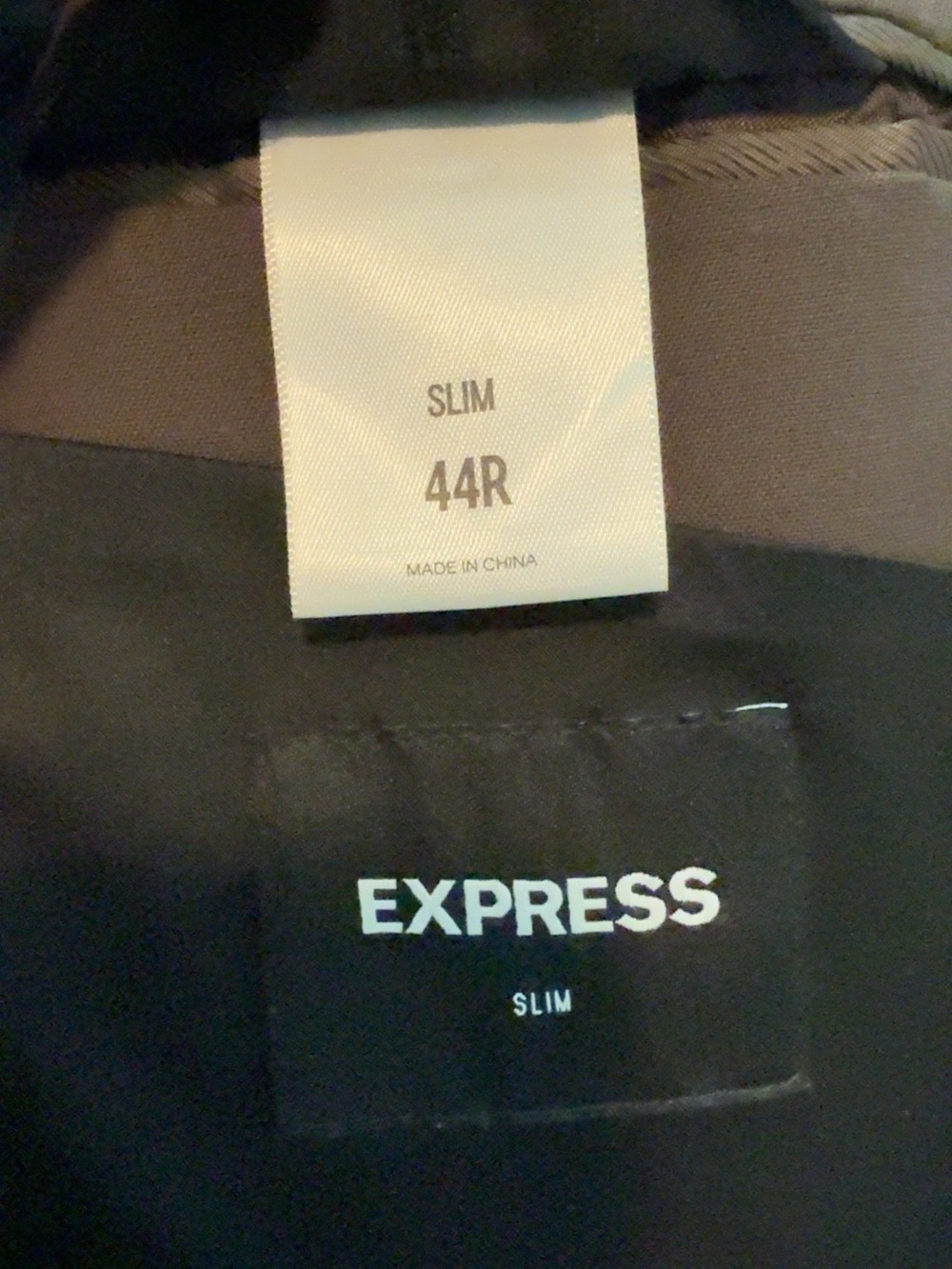 Express Men’s Slim-Fit Brown Blazer – Size 44R - Picture 3 of 6